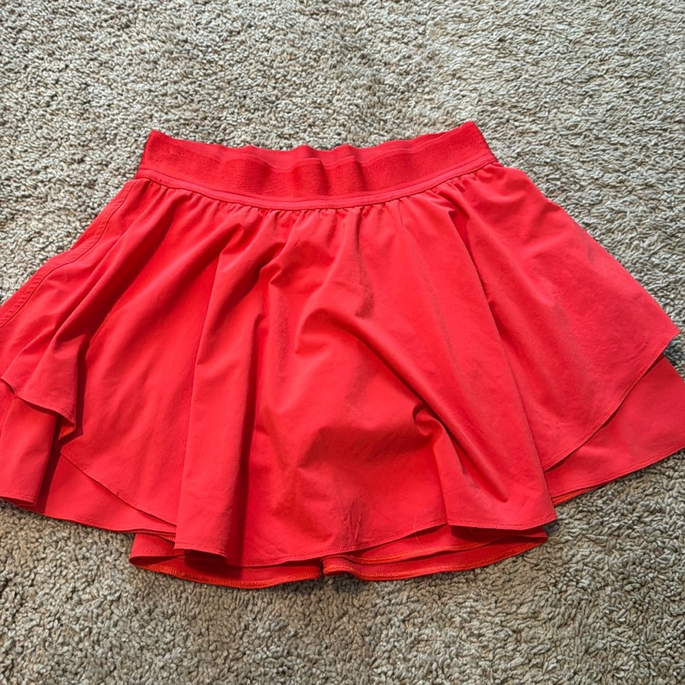 Size 6 EUC lululemon skirt
